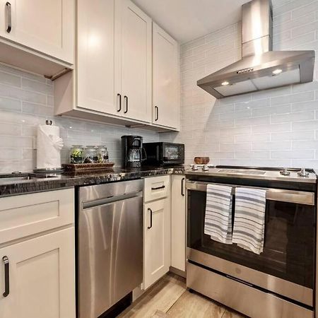 Hale Ono Loa 403- Top Floor, Ocean View, & Complete Modern Remodel Apartman Kahana Kültér fotó