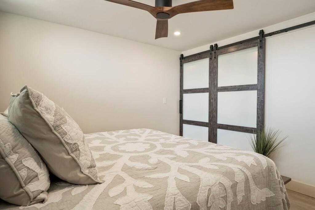 Hale Ono Loa 403- Top Floor, Ocean View, & Complete Modern Remodel Apartman Kahana Kültér fotó