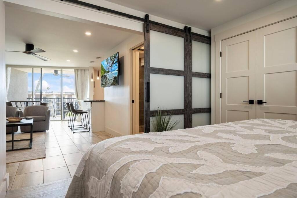 Hale Ono Loa 403- Top Floor, Ocean View, & Complete Modern Remodel Apartman Kahana Kültér fotó