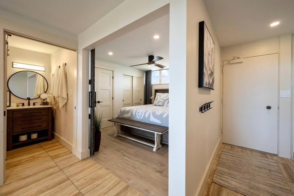 Hale Ono Loa 403- Top Floor, Ocean View, & Complete Modern Remodel Apartman Kahana Kültér fotó