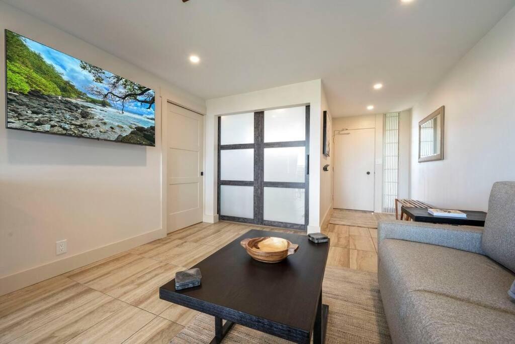 Hale Ono Loa 403- Top Floor, Ocean View, & Complete Modern Remodel Apartman Kahana Kültér fotó